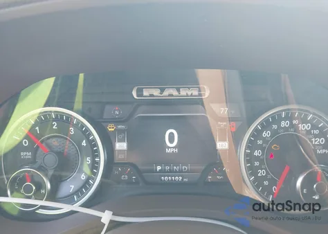 2019 Ram 1500 Laramie 4X4 5'7 Box from USA, damaged, VIN 1C6SRFJT2KN863180